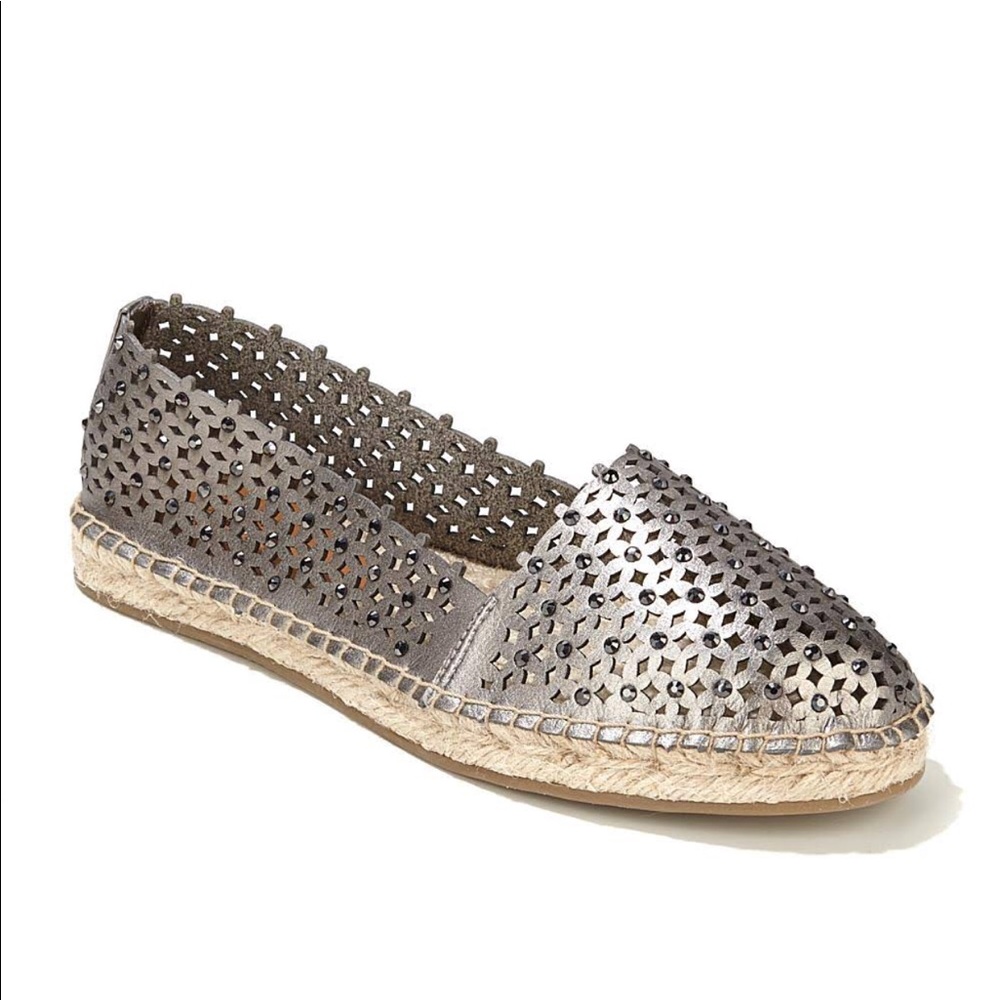 Yellow Box Nicole Flat In Gunmetal Size
